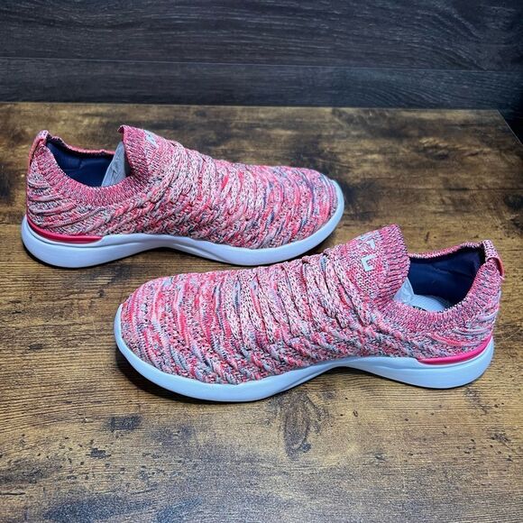 APL TechLoom Breeze Sneaker in Magenta/Neon Peach/Melange, Size 6. New in Box! - Picture 5 of 16